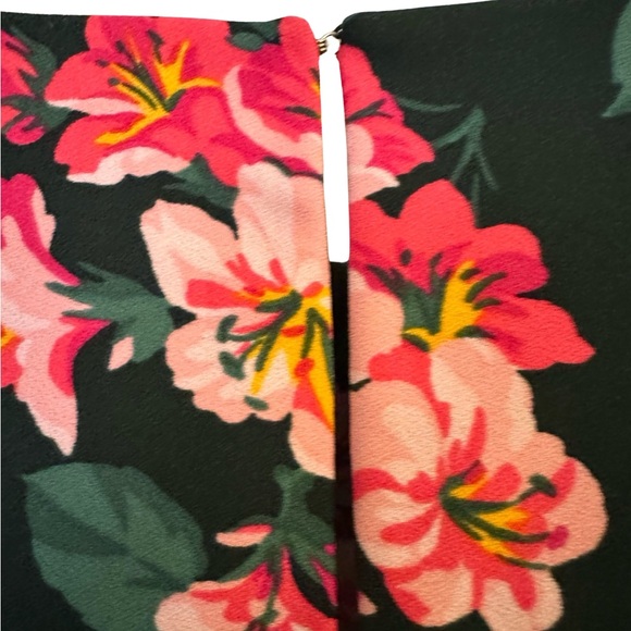 Ann Taylor Stunning Emerald Green Sheath Dress - Multicolor Floral Allover Print - Picture 5 of 6